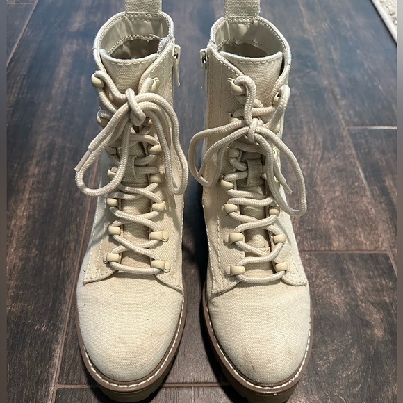 Universal Thread Combat Boots - Picture 2 of 4